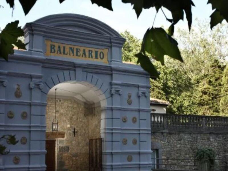 Hotel Balneario De Alceda Eksteriør billede