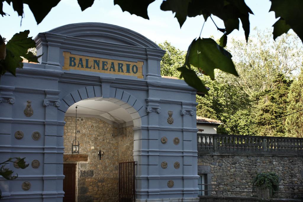 Hotel Balneario De Alceda Eksteriør billede