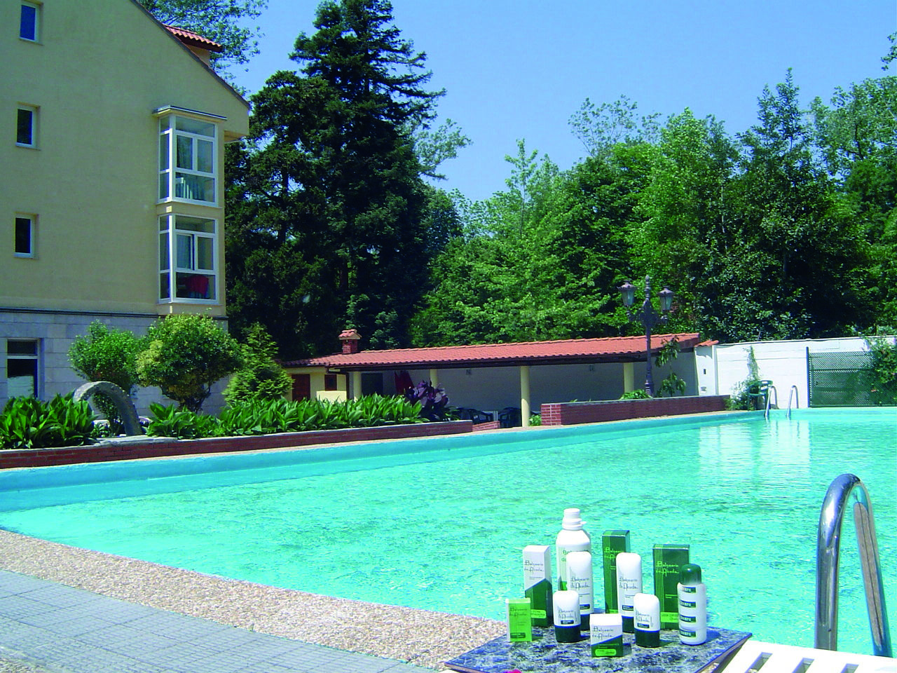 Hotel Balneario De Alceda Eksteriør billede