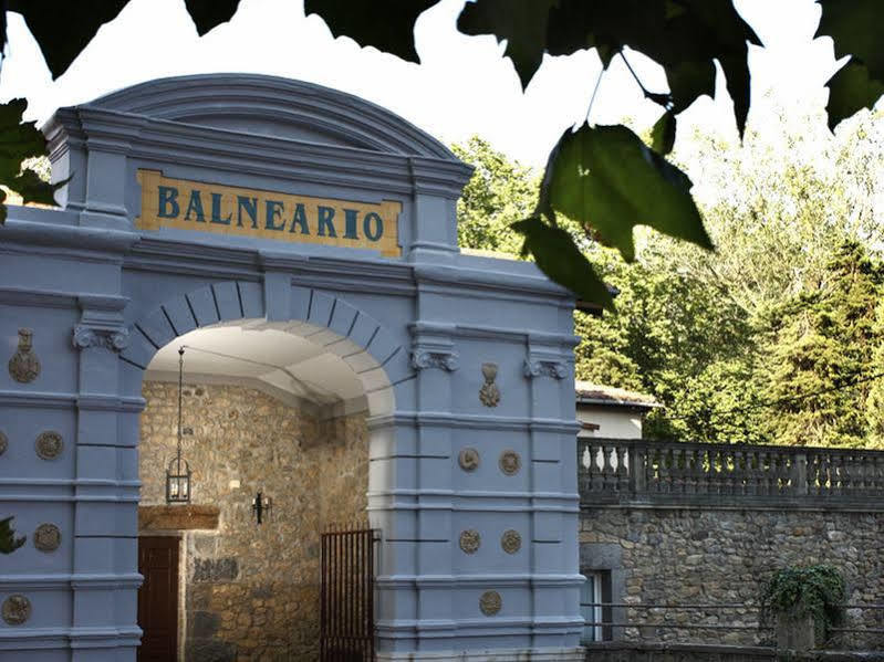 Hotel Balneario De Alceda Eksteriør billede